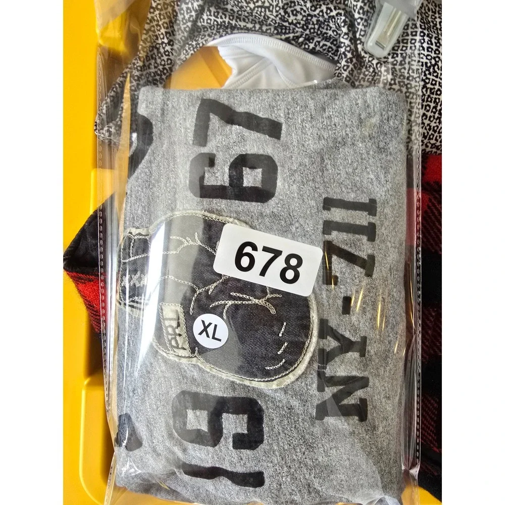 Vintage Polo Ralph Lauren Mens XL‎ TALL Grey Boxing Glove NY 711 Graphic T Shirt
